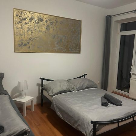 브라티슬라바 Plaza De Luxe 아파트 외부 사진
