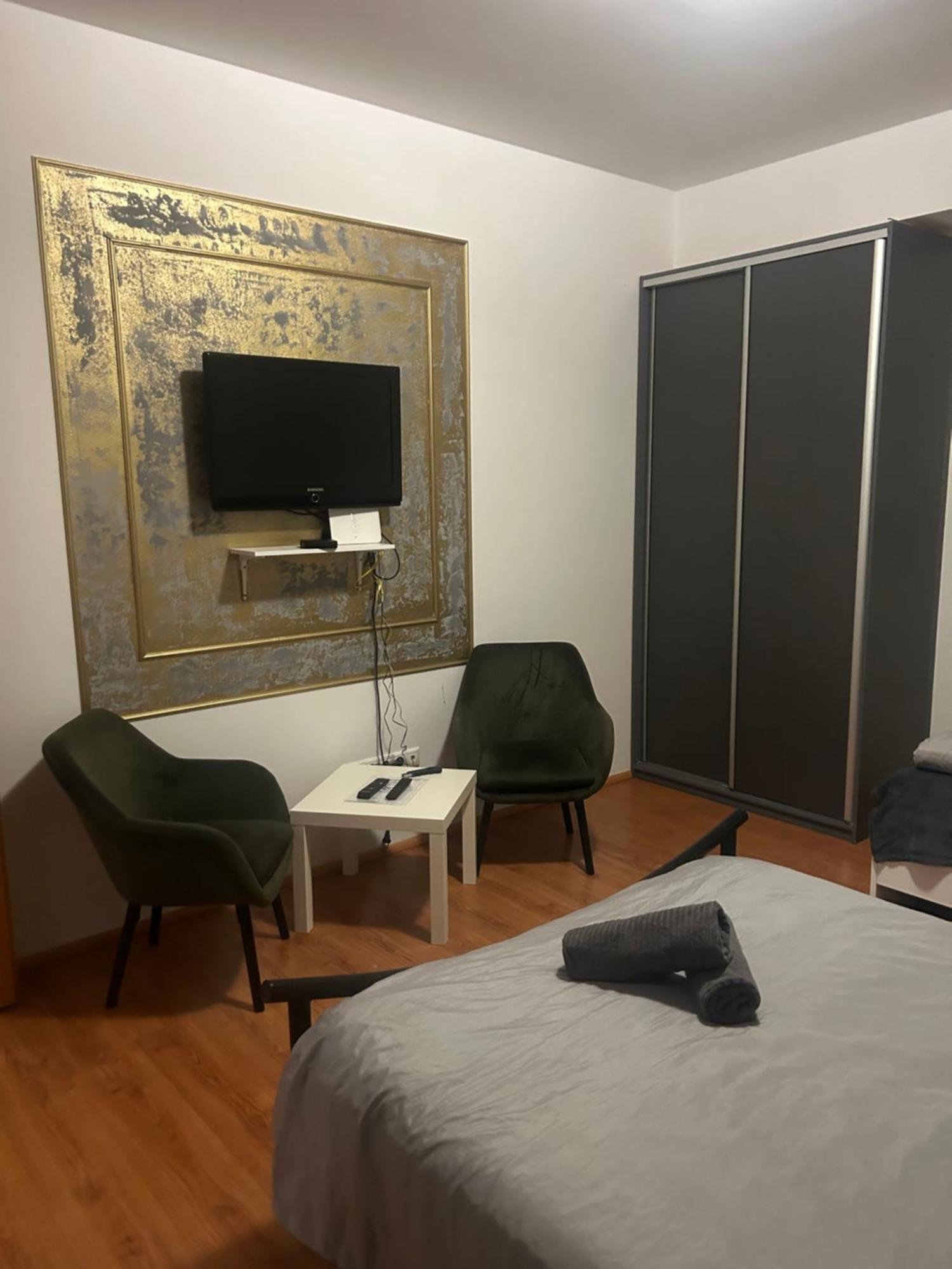 브라티슬라바 Plaza De Luxe 아파트 외부 사진